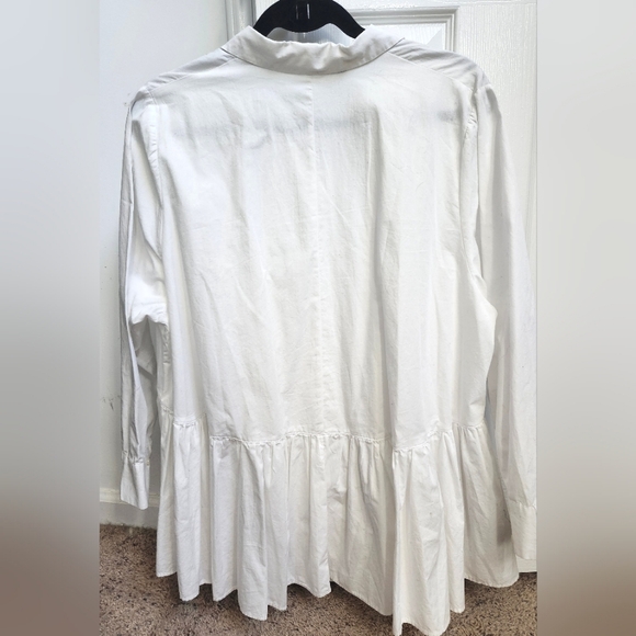 Zara Long Sleeve Peplum Blouse Button Down in White - Picture 2 of 2